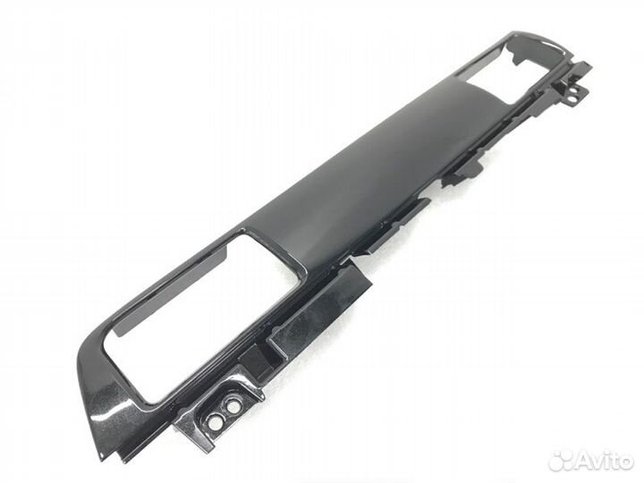 Накладка торпеды Mitsubishi Outlander 2020