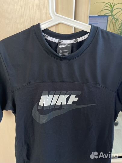 Футболка nike S новая