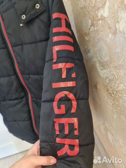 Куртка Tommy hilfiger 10-11 лет, оригинал