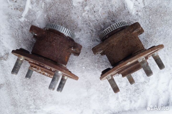 Ступица задней оси Киа Рио 3, Хэндай Солярис