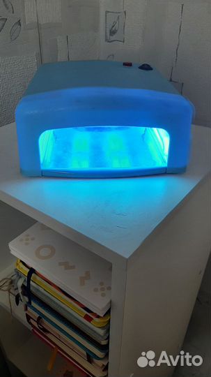Лампа для маникюра