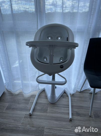 Стульчик для кормления mima moon