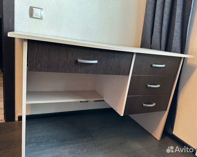 Письменный стол бу