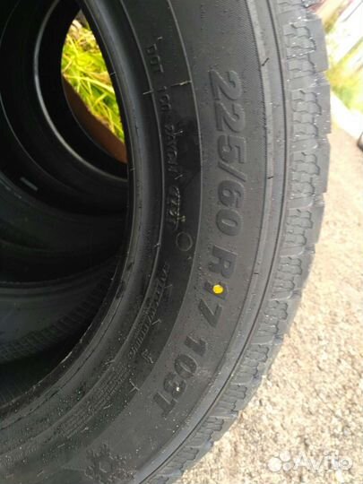 Kumho WinterCraft SUV Ice WS51 225/60 R17 103T