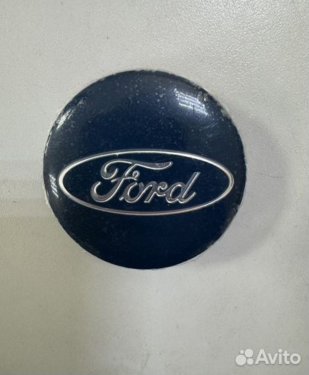 Колпачок ступицы литого диска Ford 1429118