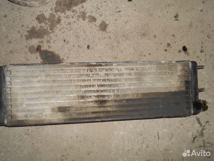 Радиатор масляный W140 A1405000000