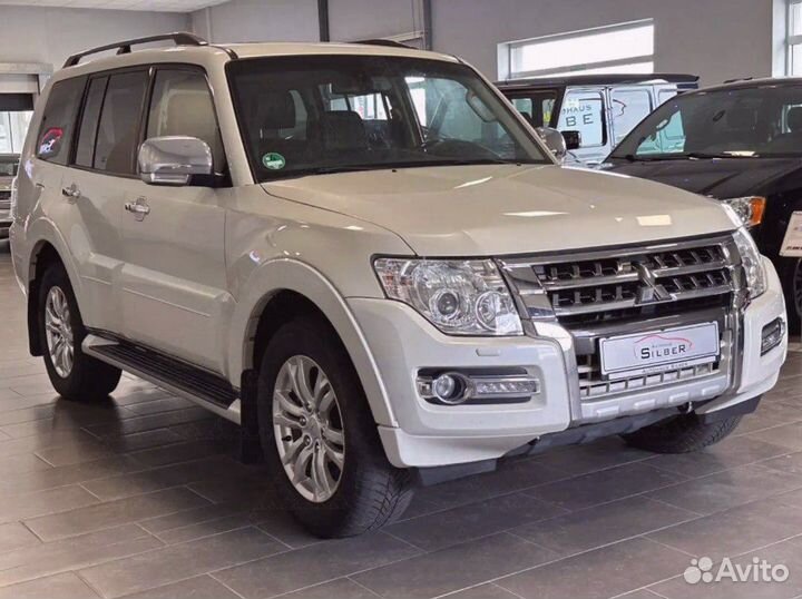 Mitsubishi Pajero 3.2 AT, 2017, 109 009 км