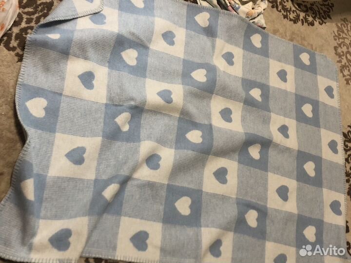 Ванночка для купания, пеленки х/б, одеяло