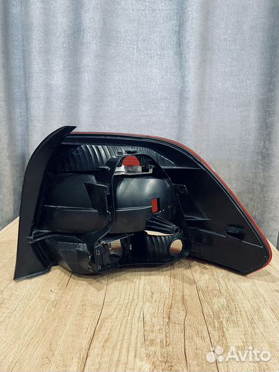 Фональ левый Polo седан