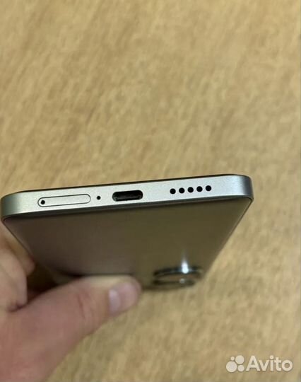 Xiaomi Poco F6, 12/512 ГБ