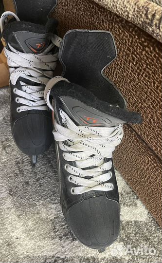 Коньки хоккейные 40 размер
