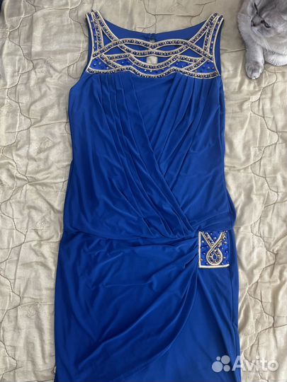 Платье вечернее