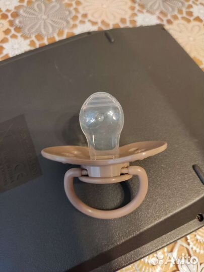 Соска-пустышка силиконовая 6-18 месяцев lovi