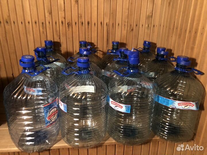 Бутылки для воды новые 20л