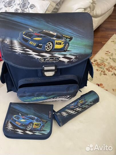 Школьный рюкзак