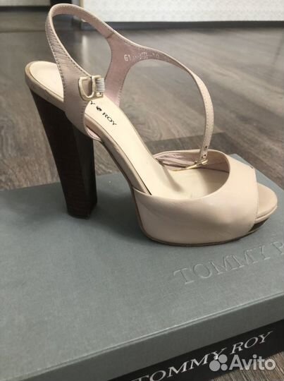 Босоножки женские 37 размер Tommy Roy кожаные б/у