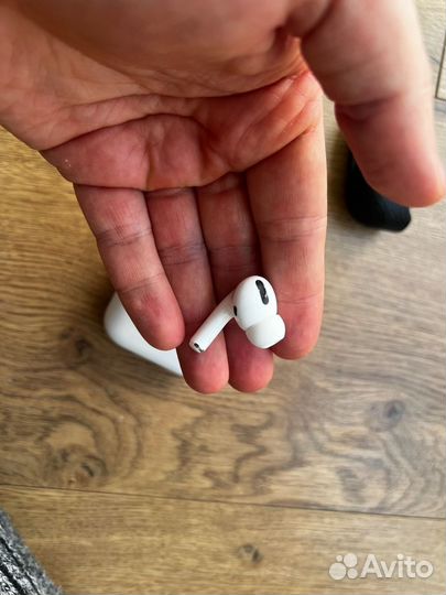 Наушники Apple AirPods Pro 1 Gen оригинальные