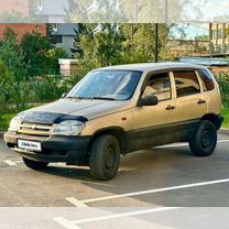 Chevrolet Niva 1.7 MT, 2006, 200 000 км, с пробегом, цена 300 000 руб.