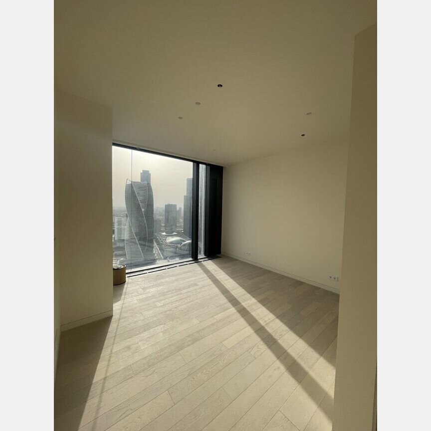 3-к. квартира, 105,8 м², 41/67 эт.