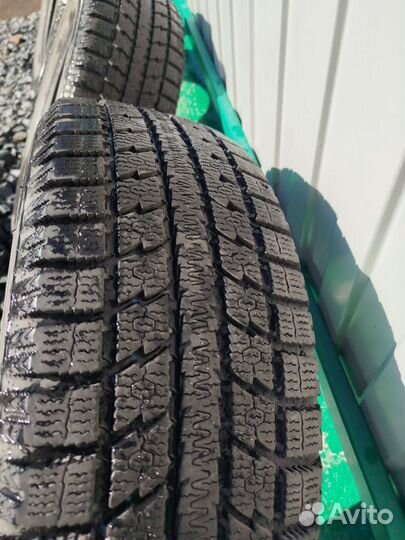 Toyo Observe GSi-5 205/65 R16 95Q