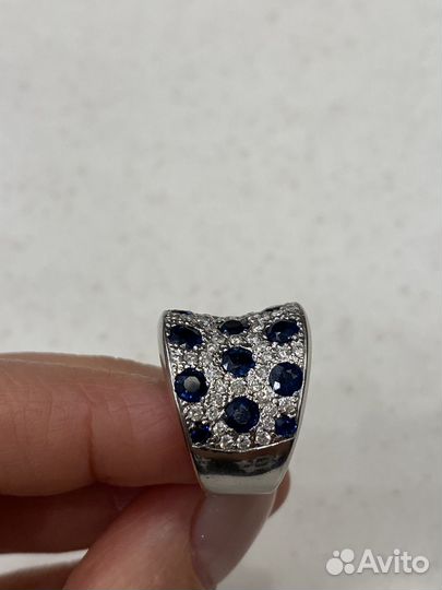 Кольцо с бриллиантами и сапфирами