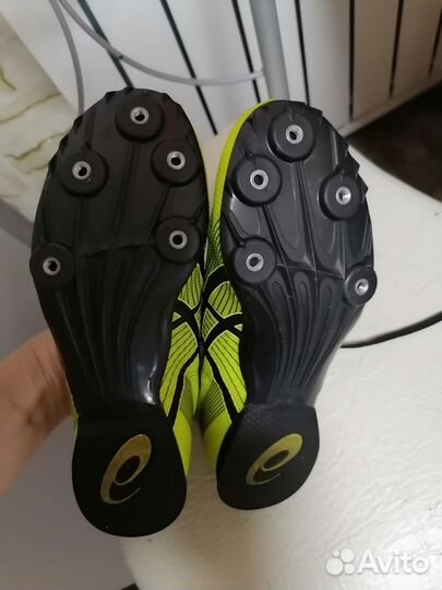 Шиповки для бега asics