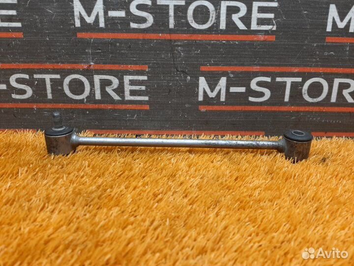 Стойка стабилизатора задняя правая Mercedes-Benz