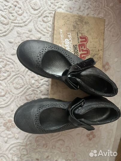 Туфли школьные, фирма Лель, 35