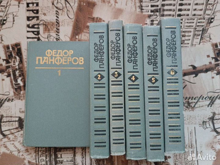 Книги: Агата Кристи, сказки 1000 и 1 ночи и др