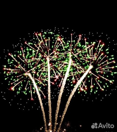 Салюты и фейерверки