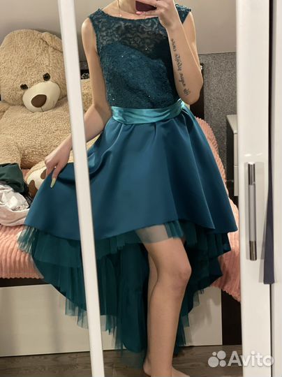 Платье со шлейфом