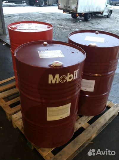 Масло моторное Mobil 15W40 для грузовиков
