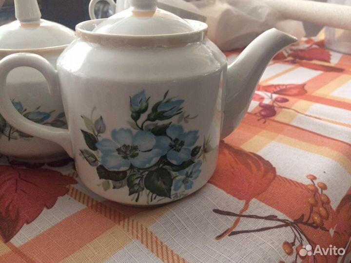 Чайный сервиз фарфоровый и из керамики