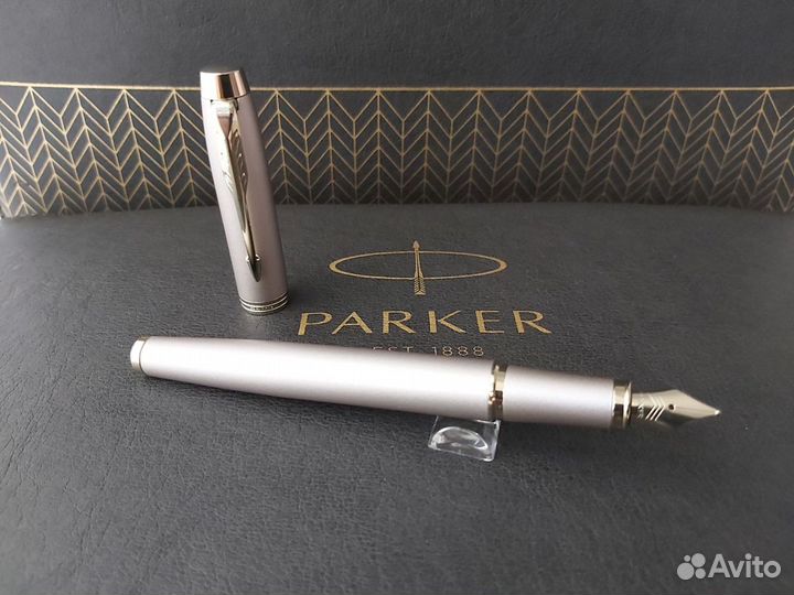 Перьевая ручка Parker IM Monochrome Champagne GT F