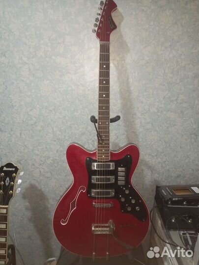 Гитара Jolana Tornado