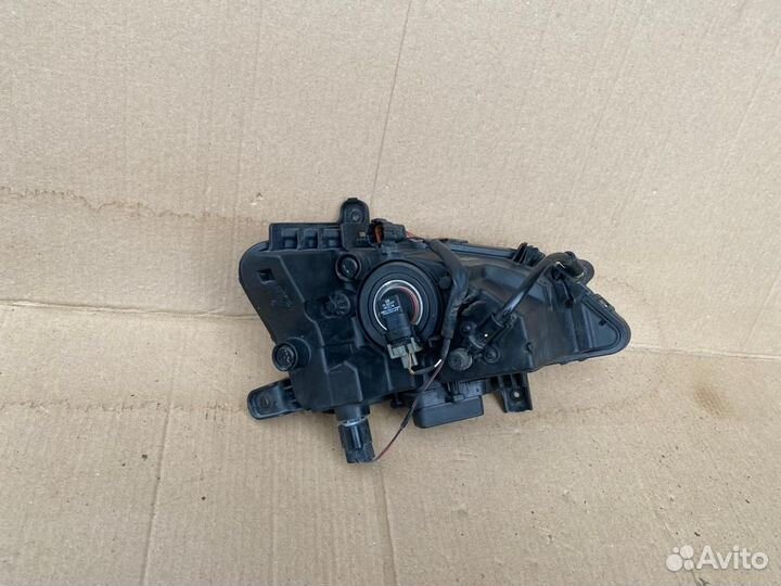 Фара противотуманная левая Hyundai Tucson 3