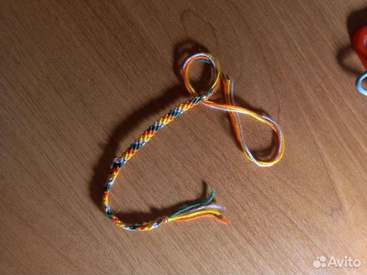 Фенечки из пряжи (мулине)