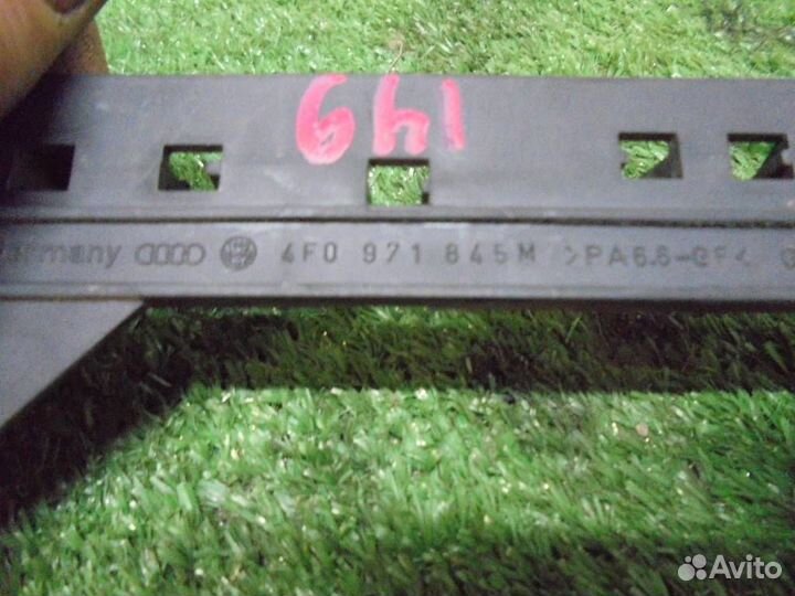 Кронштейн (сопут. товар) Audi Allroad quattro 200