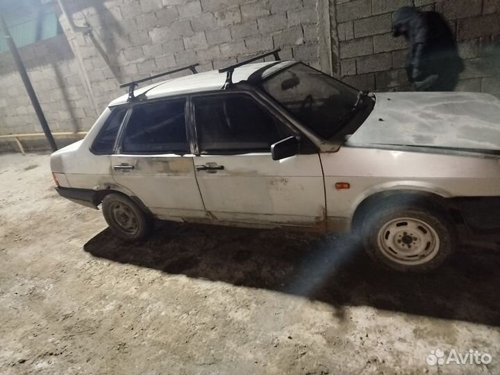 Двигатель 2109