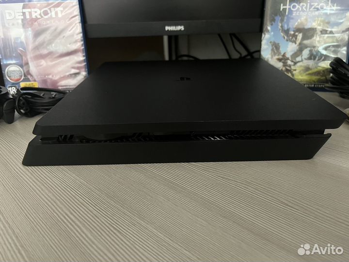 Ps 4 Slim 2 геймпада