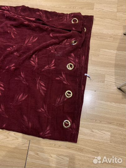 Шторы бордовые велюр, тяжелые свет не пропусаают