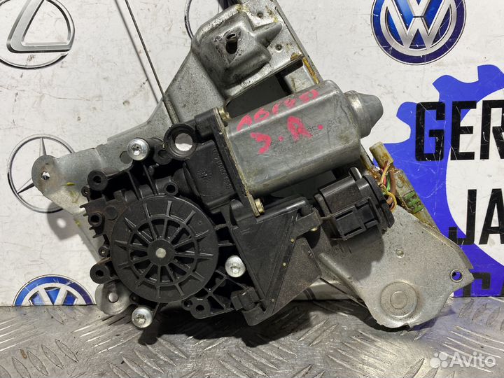 Задний правый стеклоподъемник Audi A6 C4