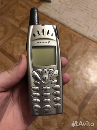 Ericsson R520