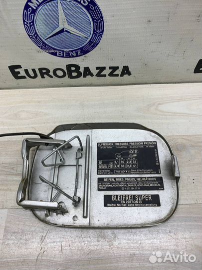 Лючок бензобака Mercedes W203