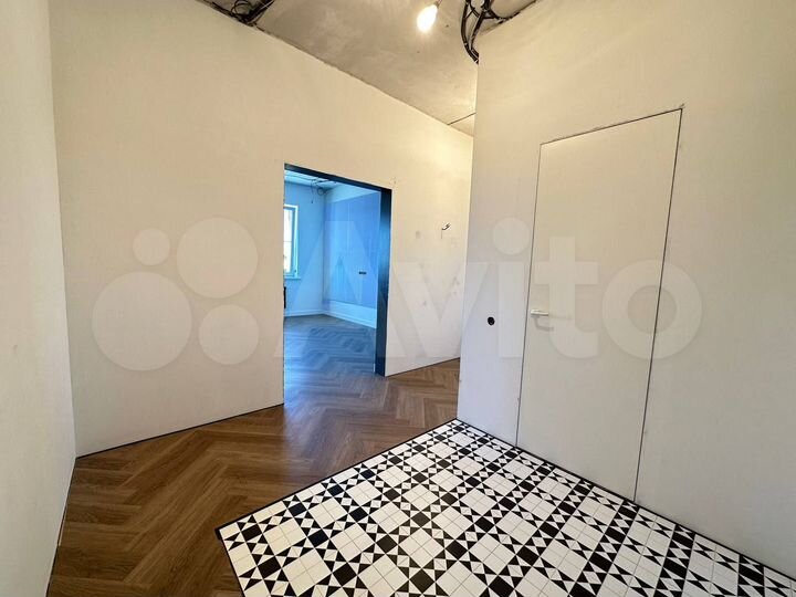 3-к. квартира, 83 м², 5/17 эт.