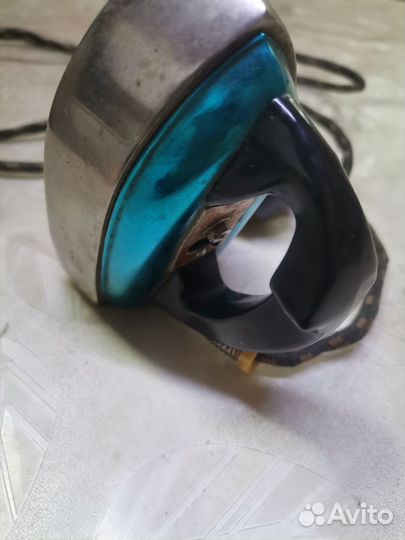 Утюг дорожный СССР 1967 г. Всего 11 см. В длину