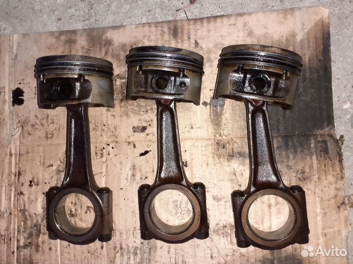 Подушка двигателя на Пежо 307 2.0л и тд