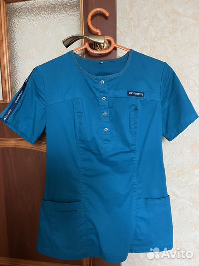 Медицинский костюм женский