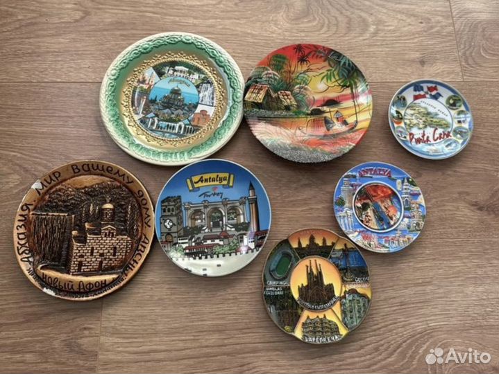 Декоративная настенная тарелка страны мира