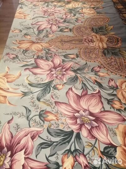 Павлопосадский шелковый платок